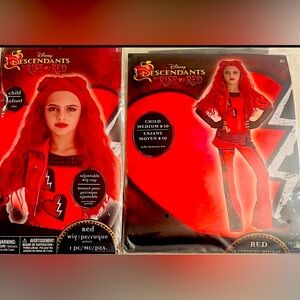 Disney Descendants 4: The Rise of Red Chloe Halloween Costume and Wig